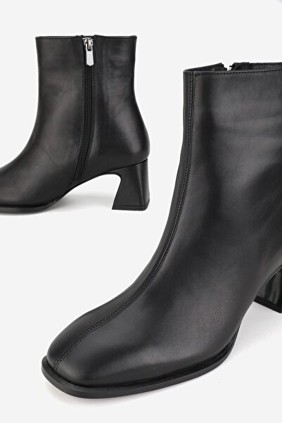 TUNAELLİ Women's Black Genuine Natural Leather Size 35-41 Thick Heel Square Toe Boots & Booties