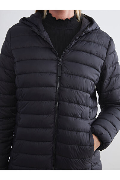 LC Waikiki Classic Black Hooded Women's Puffer Jacket