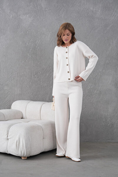 Park Karon Women's Crew Neck Button Closure Ribbed Knit Jacket Pants Two-Piece Knitwear Set