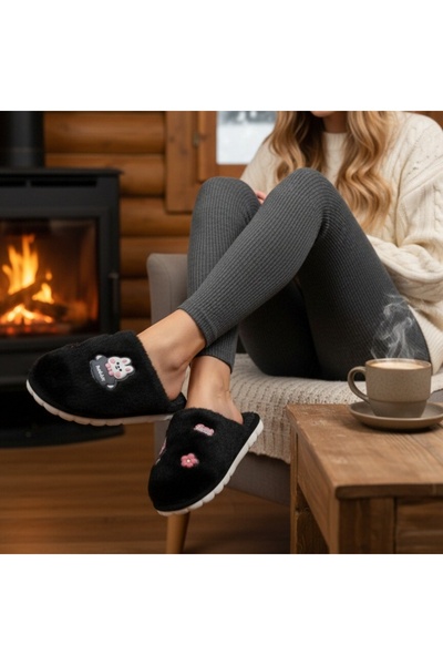 OEM Fluffy, warm and relaxing house slippers, stylish, cheerful and unique slippers, for women, L689