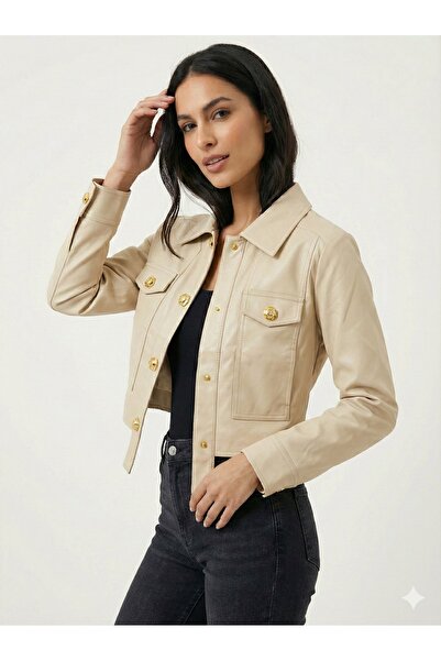 della moor Women's Short Slim Fit Faux Leather Jacket