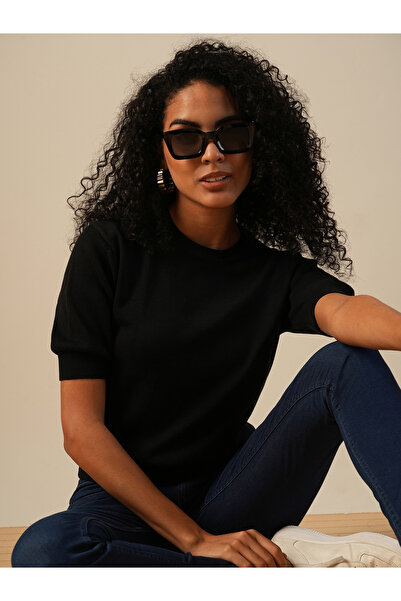 Globus By Styli Women Black Round Neck Knitted Sweater