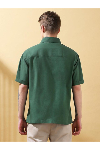 Dennis Lingo By Styli Men Green Spread Collar Casual Shirt