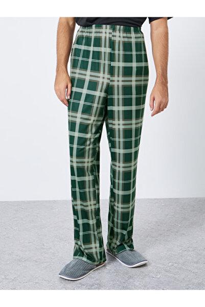 Styli Men Relaxed Fit Solid T-Shirt and Checked Pyjama Set