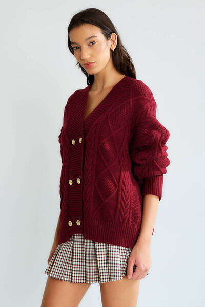 Robin Double metal button detailed knit cardigan