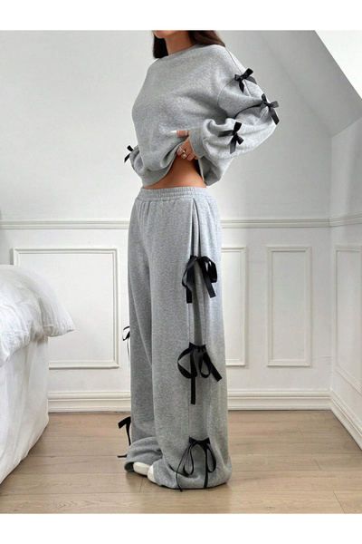 Take Two By Styli Side Striped Bow Detail Sweatshirt and Wide Pants Co-Ords