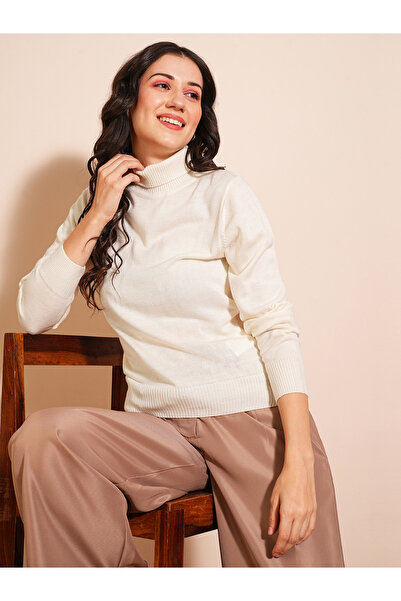 Globus By Styli Women Off-White Turtle Neck Sweater