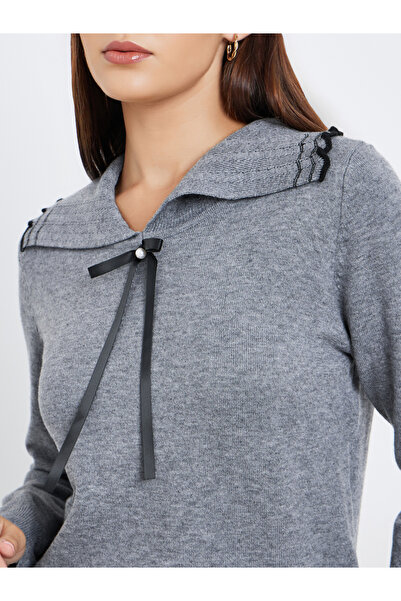 Take Two By Styli Flat Lapel Bow Detail Long Sleeve Sweater
