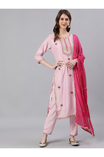 Ishin By Styli Pink Embroidered Kurta with Trousers and Dupatta Set