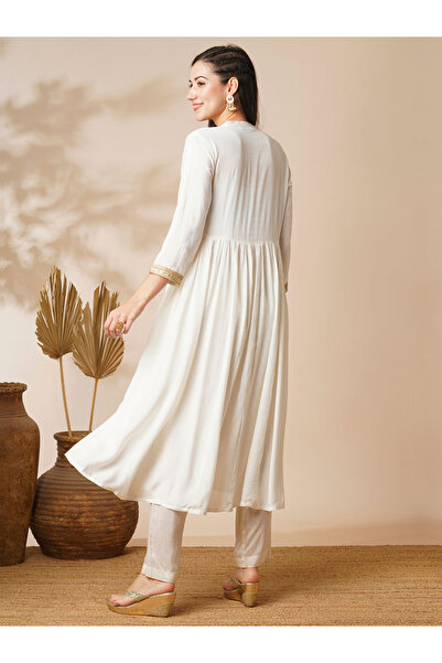 Globus By Styli Mandarin Collar Gotta Lace Yoke A-Line Ethnic Kurta