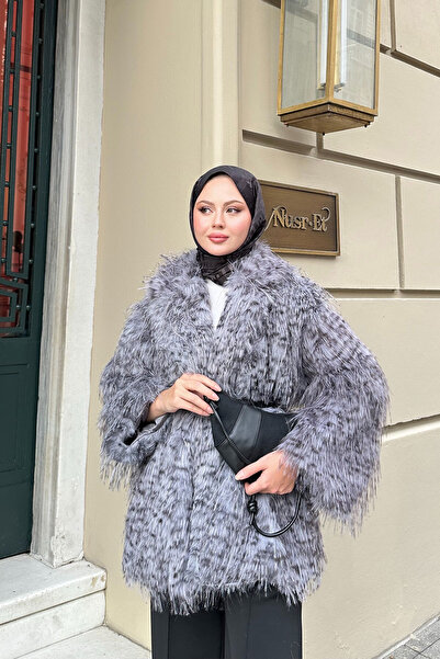 LOCCO Γυναικεία ζώνη λεοπάρ με λεπτομέρεια από γούνα σε γκρι χρώμα