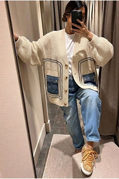 FEMELLE Women's Beige Standard Size Buttoned Oversize Knitwear Cardigan with Denim Pockets