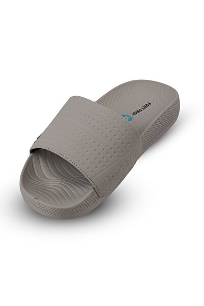 feet first Men's modern slippers with a touch of luxury and a natural foam interior.