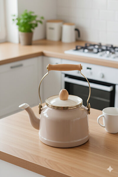 Madame Coco Bonneville Teapot - Beige