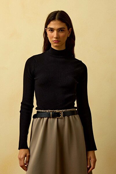 Ceylan Otantik Μαύρο πλεκτό κορμάκι με μισό λαιμό