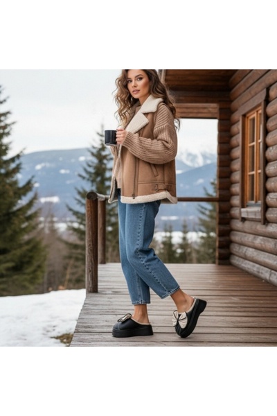 OEM Fluffy, warm and relaxing house slippers, stylish, cheerful and unique slippers, for women, L723