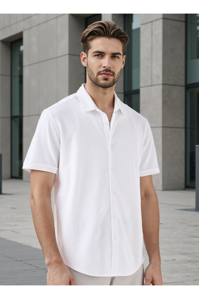 FAV قميص ضيق ومحكم بأكمام قصيرة