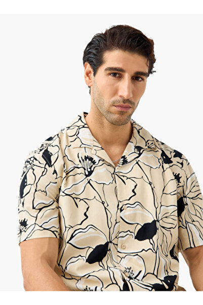 FAV Relaxed Fit Printed Camp Collar Shirt with Short Sleeves