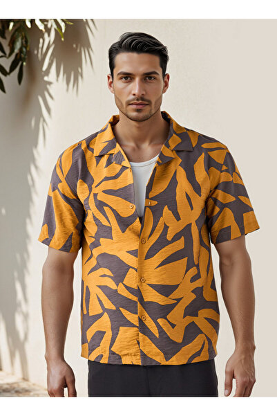 FAV قميص منتجع مطبوع بياقة وقصة عادية