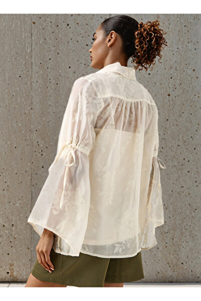 FAV Pussybow Collar Top with Tie-Up Detail