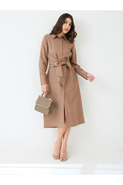 Globus By Styli فستان نسائي بني متوسط الطول بقميص وياقة