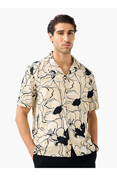 FAV Relaxed Fit Printed Camp Collar Shirt with Short Sleeves