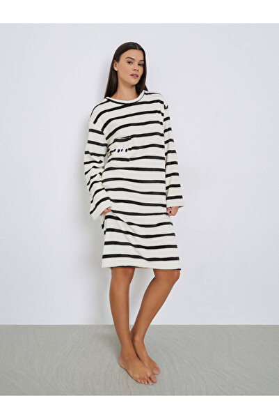 Styli Stripe Embroidered Pocket Detail Nightdress