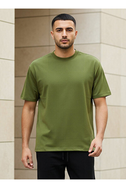 FAV Men Relaxed Fit Crew Neck Drop Shoulder Sleeve T-shirt