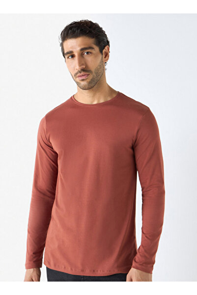 FAV Crew Neck T-shirt with Long Sleeves