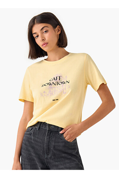 FAV Regular Fit Cotton T-shirt with Sketch Art Print
