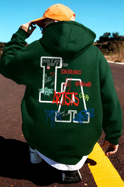 CLASSY.MODA “Hanorac negru pentru bărbați cu glugă – Graffiti colorat „Artist...