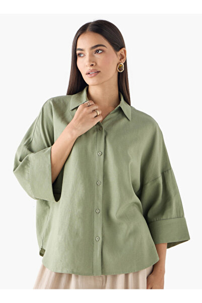 FAV قميص من مزيج الكتان مع أكتاف منسدلة وأكمام 3/4
