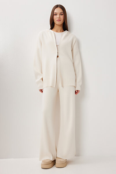 Lovelyİstanbul طقم تريكو علوي وسفلي مكون من بغطاء رأس قطع LMT0051 كريمي