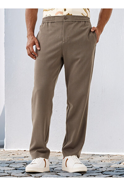 FAV بنطلون بقصّة عادية مع جيوب