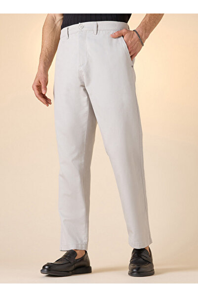 FAV بنطلون بقصّة عادية مع جيوب