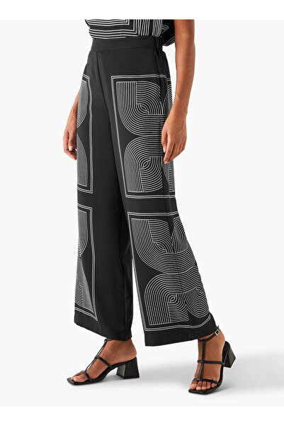 FAV Printed Wide Leg Pants with Pockets
