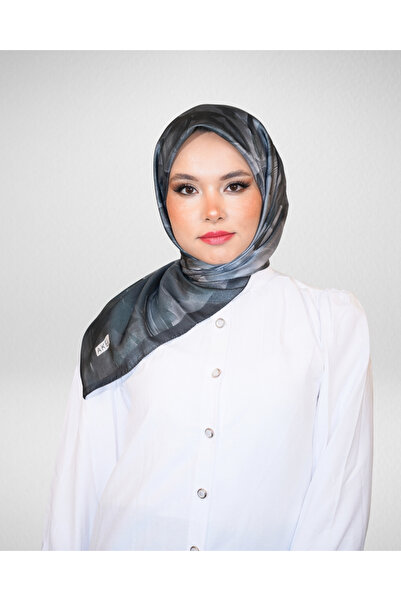 Akel Μοτίβο ψηφιακού κρυστάλλου σε κασκόλ – Αντιολισθητικό, λαμπερό και καθημερινή κομψότητα