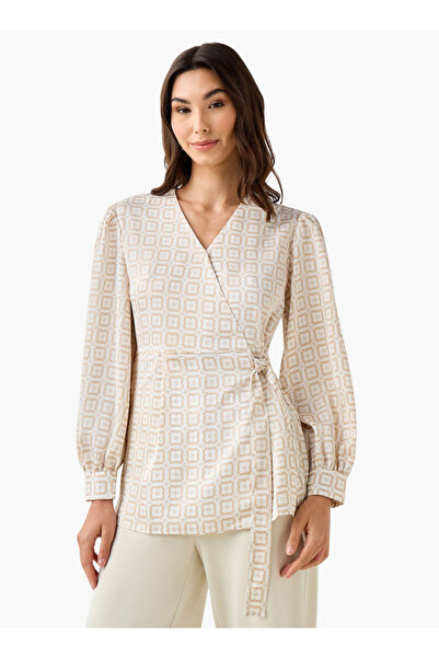 Iconic Regular Fit Wrap Top with Geometric Print