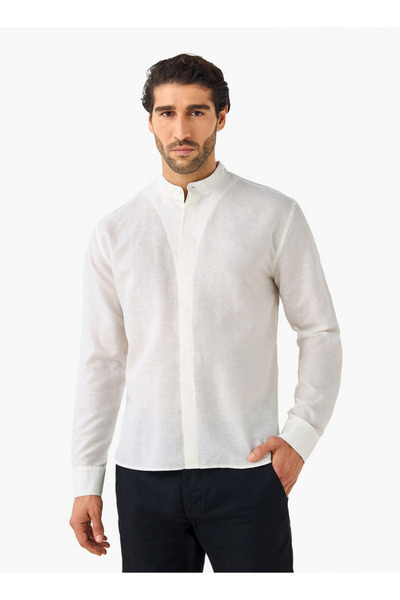 FAV قميص من مزيج الكتان بياقة ماندرين وقصة عادية