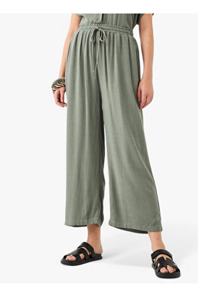FAV Relaxed Fit Mid-Rise Pants with Drawstring Closure and Pockets