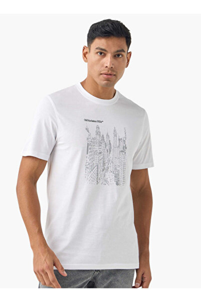 FAV Graphic Print Crew Neck T-shirt with Short Sleeves