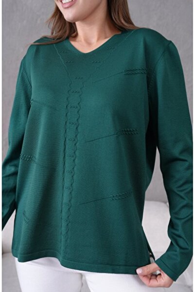 Fresh&Moda Women's Mother Stretchy Soft Textured V-Neck Slim Knitwear Sweater