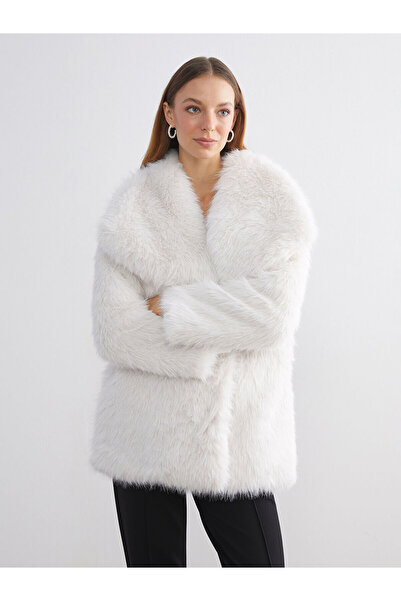 LC Waikiki LCW Modest Ekru Ceket Yaka Oversize Kadın Kürk Mont