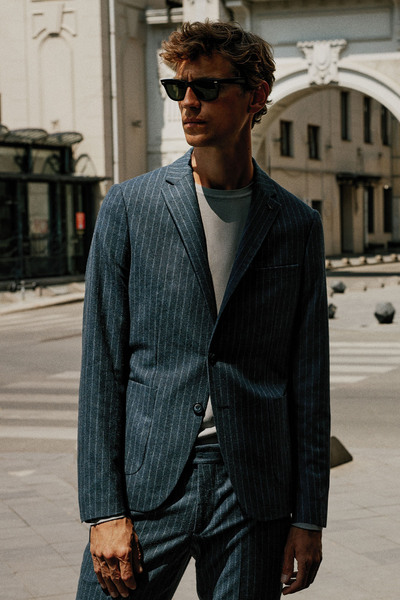 ALTINYILDIZ CLASSICS Men's Blue Woolen Warm Slim Fit Slim Fit Swallow Collar Flap Pocket Striped Suit