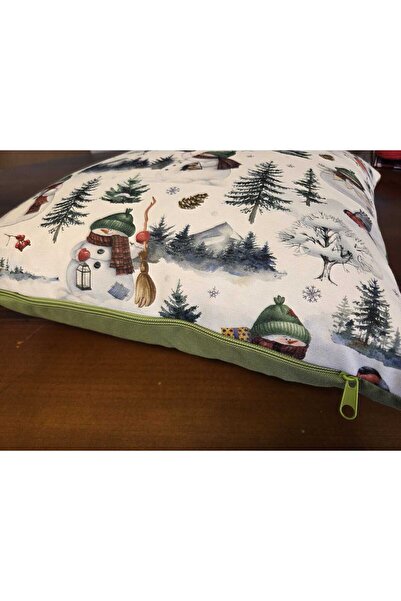 Homaks Throw Pillow Christmas Pattern