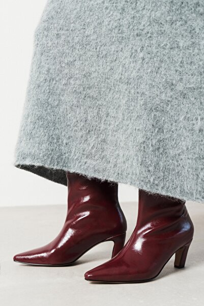 NİŞANTAŞI SHOES Γυναικείες μπότες με τακούνι με ρουστίκ σχέδιο μπορντό