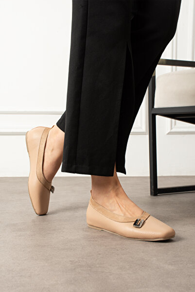dabab shoes Alvi̇a Women's Beige Suede Detailed Metal Buckle Square Toe Comfortable Ballet Flats