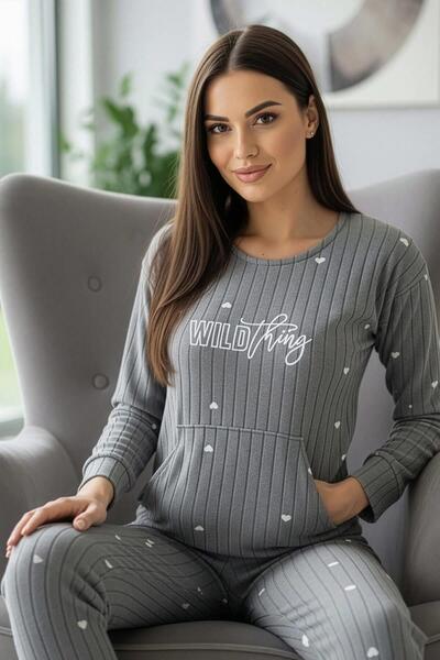 Pijamaevi Gray Wild Patterned Kangaroo Pocket Plush Fleece Pajama Set