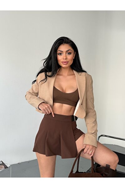 LB Laluna Butik Γυναικεία φούστα με λεπτομέρεια με πλισέ πίσω μέρος και σορτς