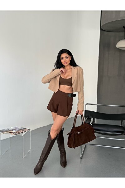 LB Laluna Butik Γυναικεία φούστα με λεπτομέρεια με πλισέ πίσω μέρος και σορτς